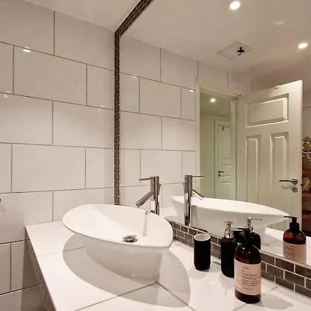 High Standard Spacious Near Bryggen * 卑爾根