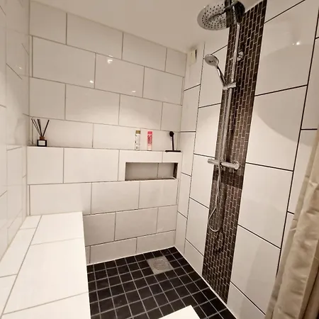 High Standard Spacious Near Bryggen 卑爾根